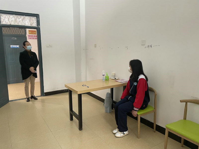 應(yīng)急有方 防患未然 ——景德鎮(zhèn)市衛(wèi)生學(xué)校開(kāi)展校園疫情防控應(yīng)急演練